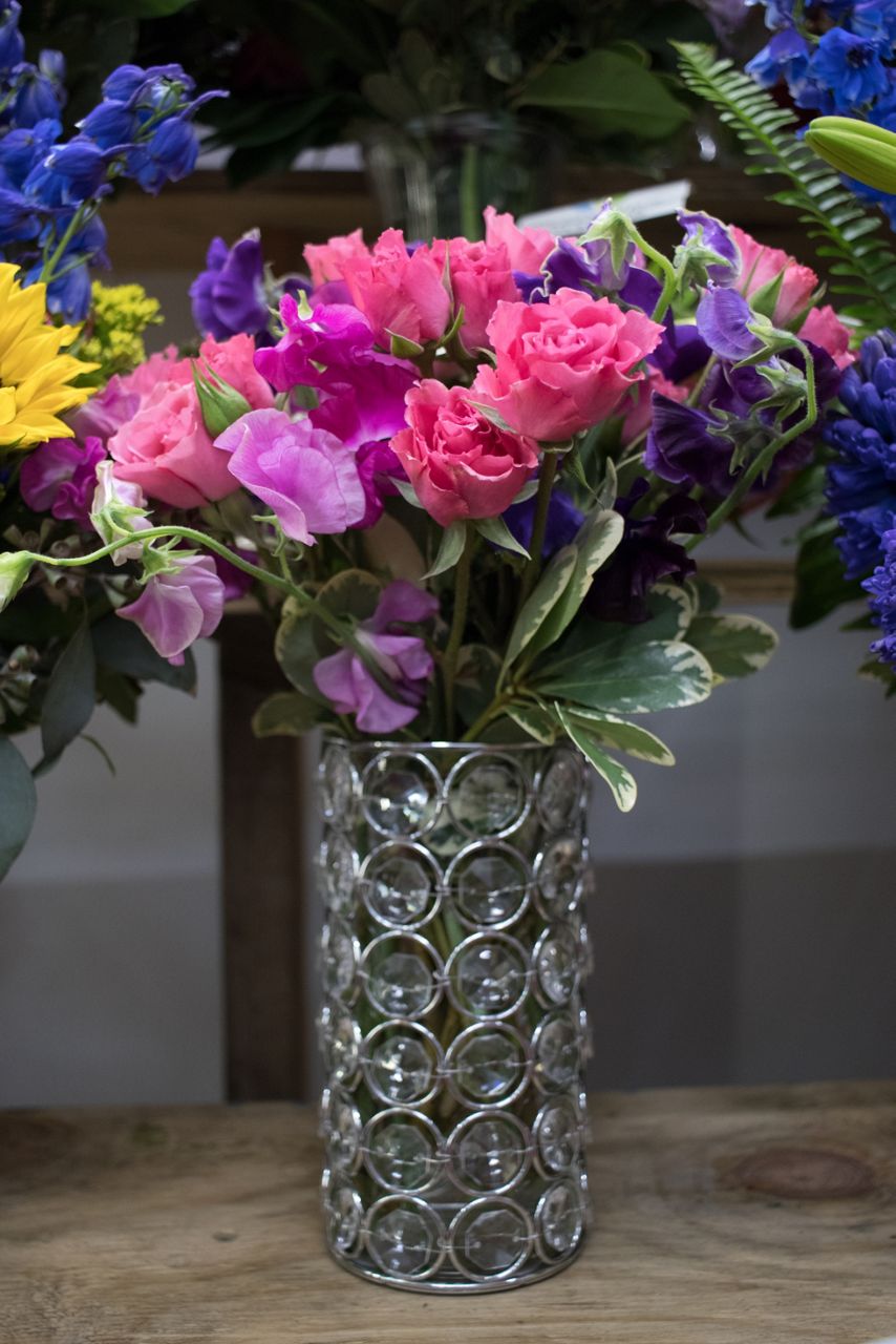 Valentine's Day brings blooming sales for florists